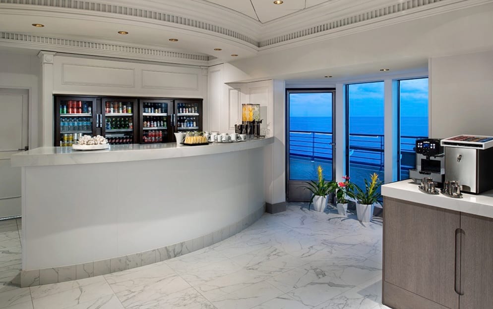 Celebrity Cruises The Retreat Lounge 10.jpg